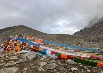 Exploring the High Passes of the Tibet Region