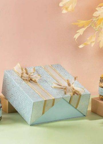 How to Select the Best Size Gift Box for Your Gift